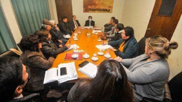 Avanzan las mesas de di&aacute;logo por recomposici&oacute;n salarial
