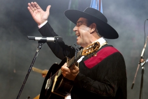 El chaque&ntilde;o Palavecino engalanar&aacute; el &ldquo;Festival del Acero y el Folclore 2021&rdquo;