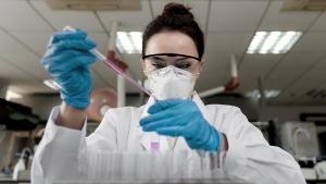 Avanzan las investigaciones sobre el coronavirus en las universidades nacionales