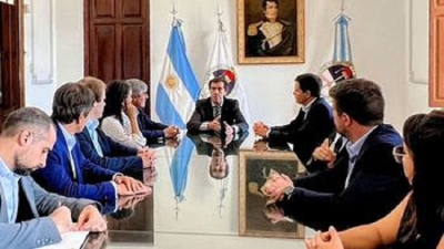 Sadir y c&aacute;maras mineras acuerdan agenda de trabajo com&uacute;n