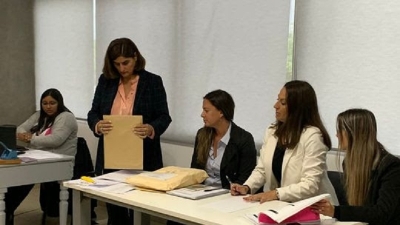 Educaci&oacute;n: Licitaci&oacute;n para la adquisici&oacute;n de Veh&iacute;culos