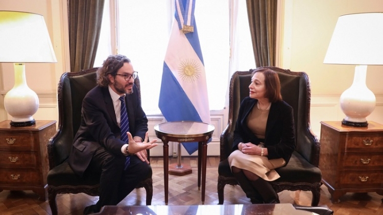 Cafiero recibi&oacute; a la presidenta del Consejo de las Am&eacute;ricas y llam&oacute; a "invertir en el pa&iacute;s"