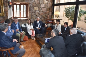 El vicegobernador recibi&oacute; a la directora de la organizaci&oacute;n internacional del trabajo  para argentina