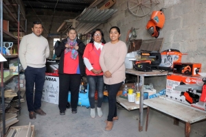 Con entrega de herramientas y equipamientos, palpal&aacute; potencia el trabajos de los emprendedores