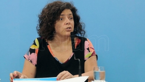 Vizzotti anunci&oacute; un plan de "monitoreo" para darle m&aacute;s transparencia a la campa&ntilde;a de vacunaci&oacute;n