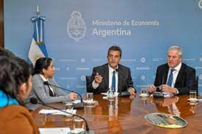 El Gobierno anunci&oacute; el aumento de las Becas Progresar: ser&aacute;n de $20.000 desde agosto