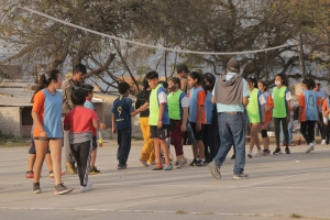 La infancia disfruta de los &uacute;ltimos d&iacute;as de la colonia de vacaciones de invierno en Palpal&aacute;
