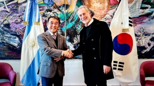 Jorge Neme recibi&oacute; en Casa Rosada al embajador de Corea