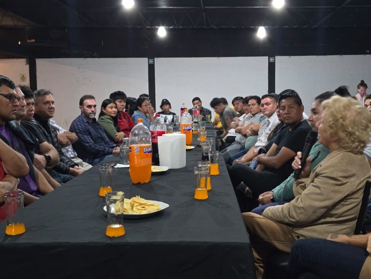 Atauche con comerciantes y emprendedores de Palpal&aacute;: &ldquo;La Argentina sale adelante emprendiendo y generando laburo&rdquo;