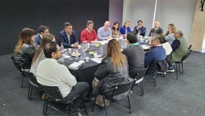 El Gobierno de Jujuy acept&oacute; la contrapropuesta del 6% y garantiza elevar a $1 mill&oacute;n el salario inicial estatal