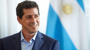 "Tenemos que estar orgullosos y mantener encendida la llama de la memoria"