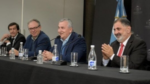 Morales firm&oacute; convenio para la ejecuci&oacute;n de obras y puesta en valor del Mercado 6 de Agosto