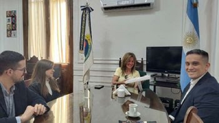 La Iglesia Universal present&oacute; el proyecto "fuerza joven universal"