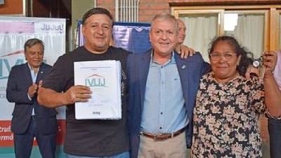 El IVUJ entreg&oacute; viviendas destinadas al Gran Jujuy