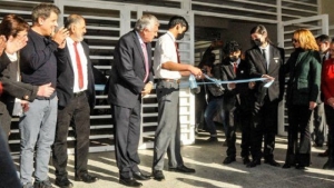 Morales inaugur&oacute; el Secundario 33 de Reyes